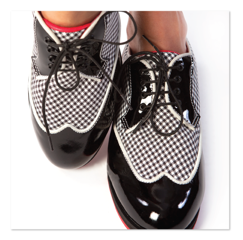 ladies black golf shoes